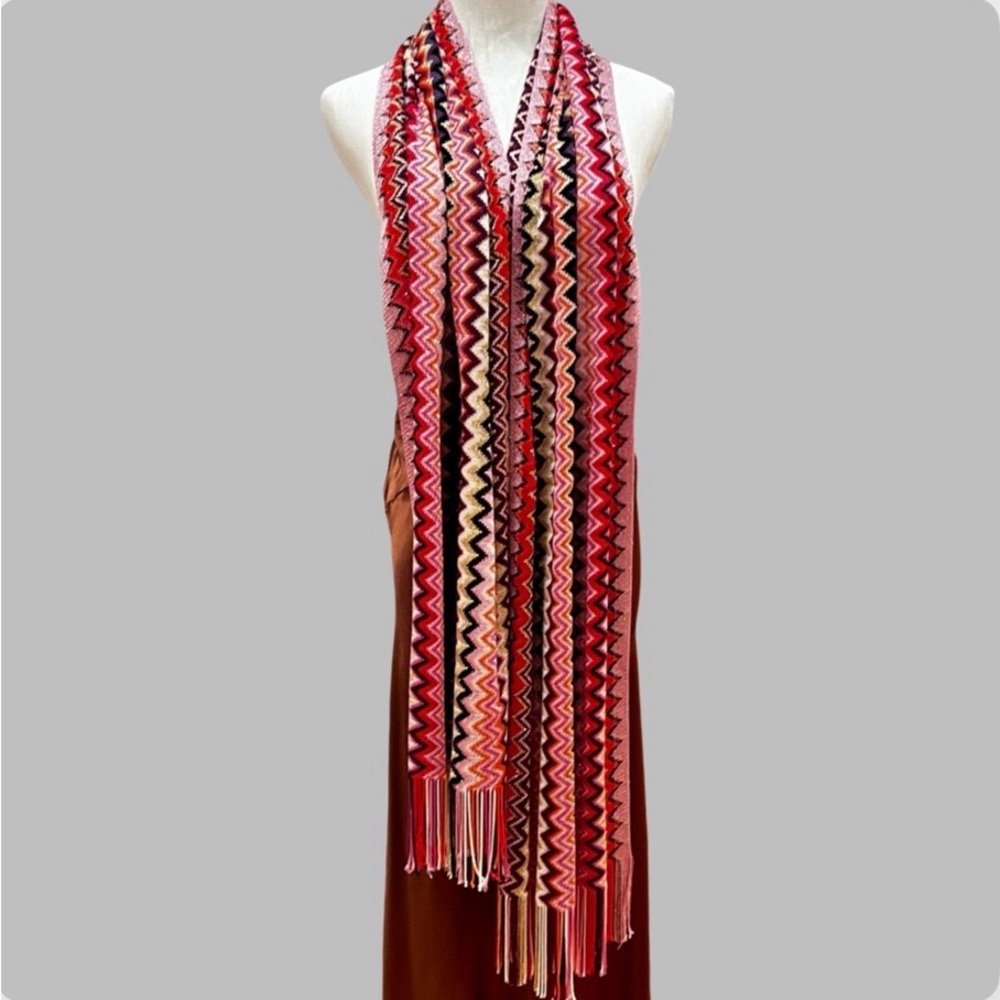 MISSONI Zigzag Patterned Scarf - Red, Pink, Black, Purple, Gold Vibrant colors - Picture 4 of 9